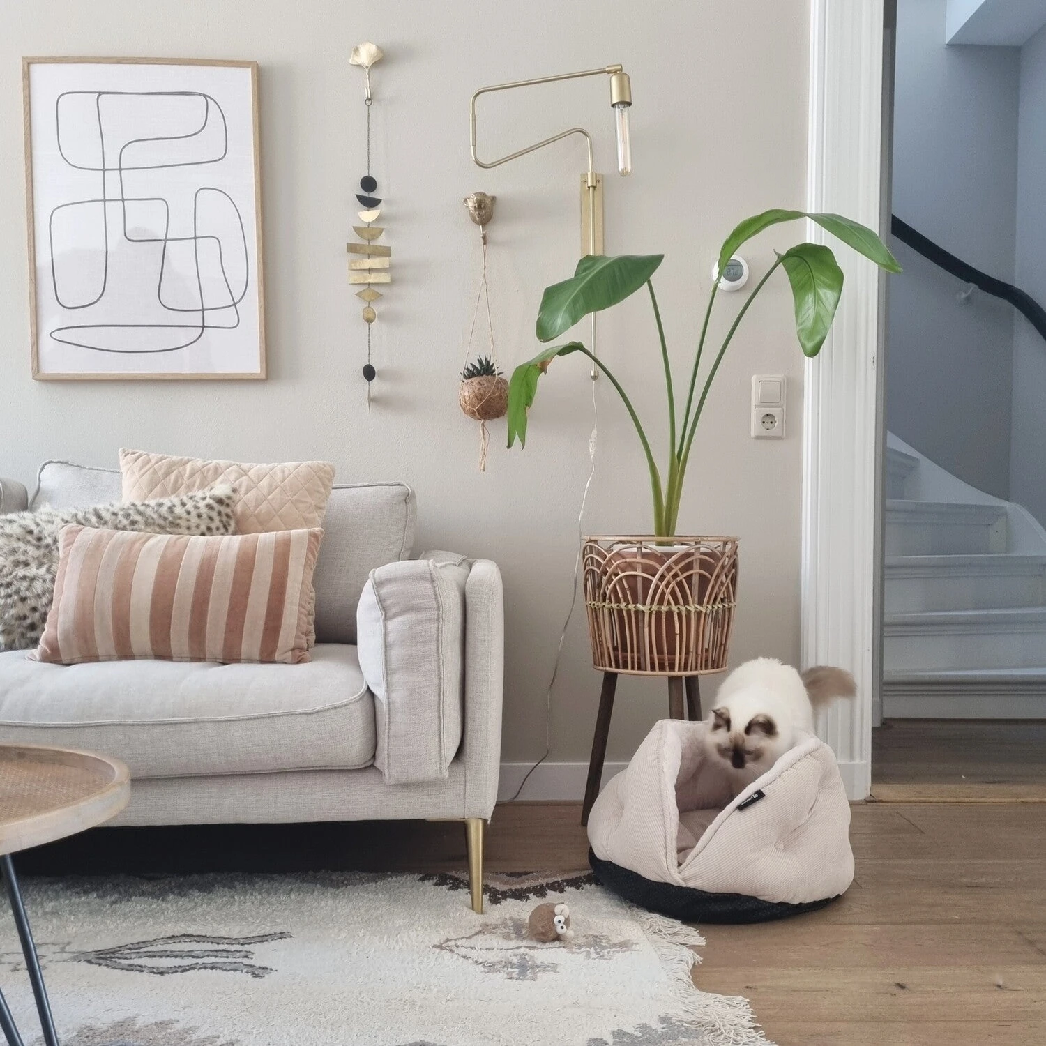 District 70 Kattenmand Tuck Beige D 50 H 30 Cm 7 District 70 Kattenmand Tuck Beige D 50 H 30 Cm - Afbeelding 5